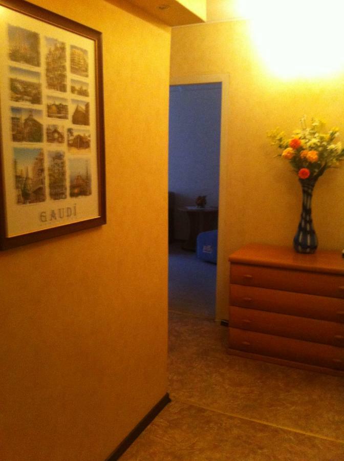 Apartments On Nauky Avenue 39 Kharkiv Ngoại thất bức ảnh